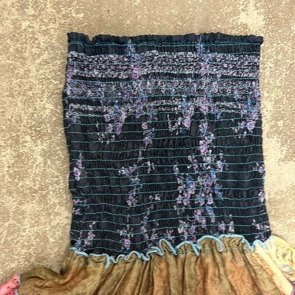 Multicolor Bohemian Women's 100% silk dress with sheer bottom - Picture 2 of 4